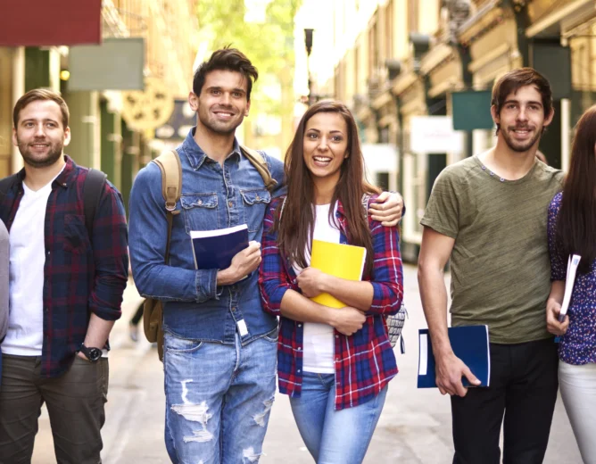 Online Degree vs Distance Degree: Which One Is Better?